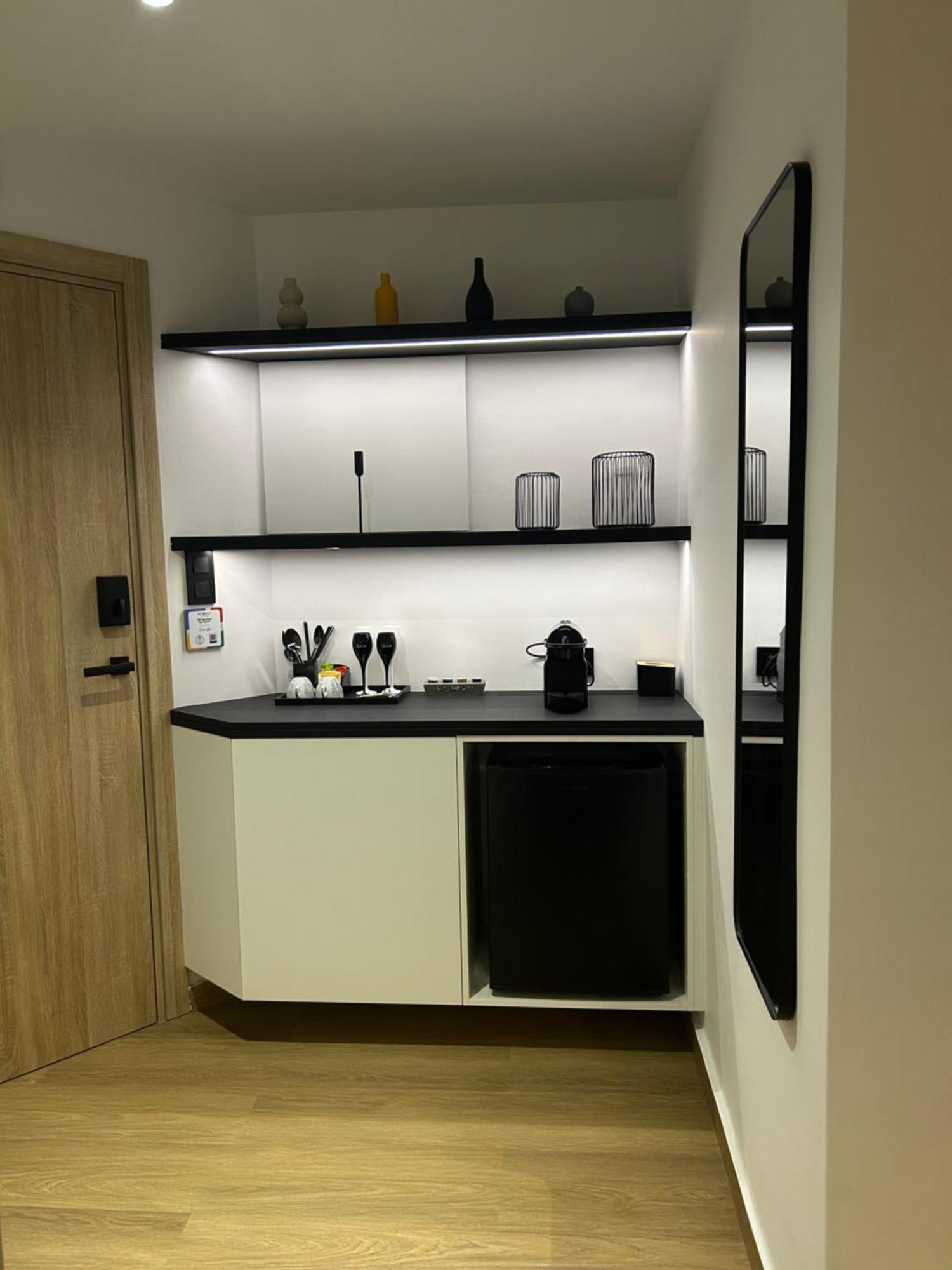 Incorsο - Smart Luxury Stay - Athens Airport - 24Hr Passcode Check In Markópoulon エクステリア 写真